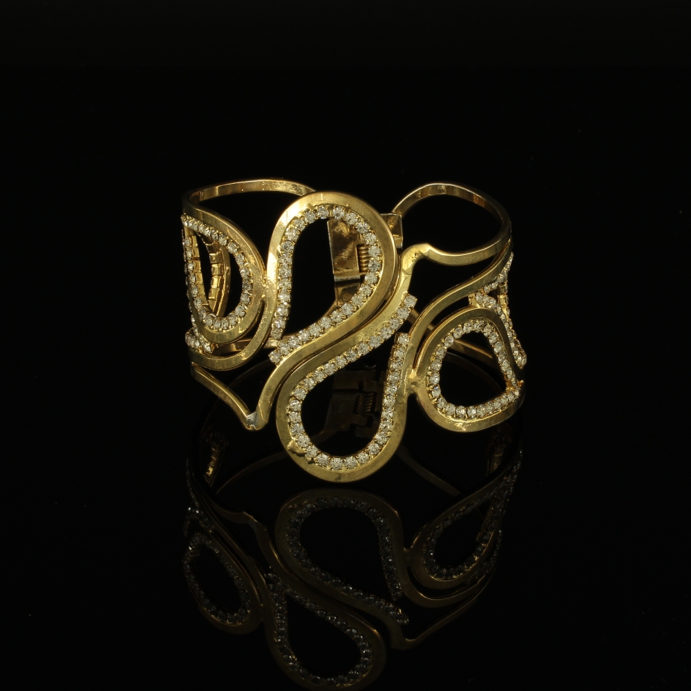 Handmade Bracelet Gold Finish with Austrian Crystals | Sensual | inspired.jewel