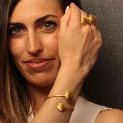 Handmade Jewelry Set Bracelet Ring Clamshell Gold Finish | Venus | inspired.jewelry
