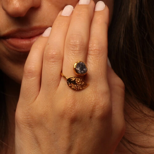 Handmade Leaf Ring 24K Gold Finish with Amethyst Chips | inspired.jewelry