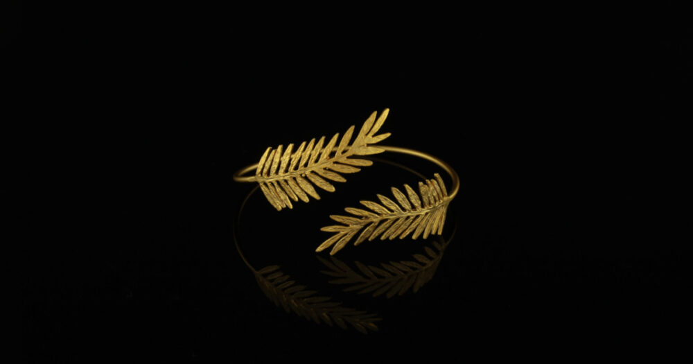 Handmade Leaf Bracelet Gold Plated | Timeless | inspired.jewelry
