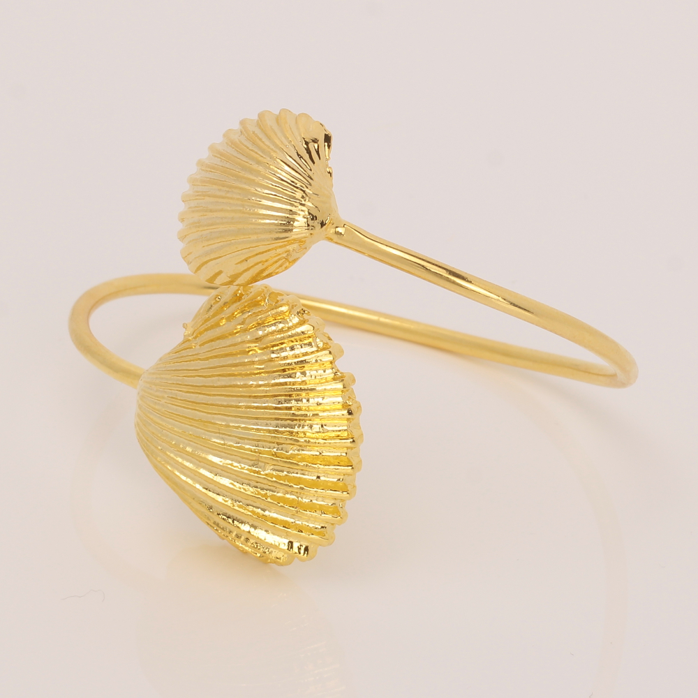 Handmade Jewelry Set Bracelet Ring Clamshell Gold Finish | Venus Jewelry | inspired.jewelry